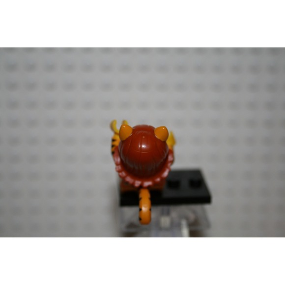 LEGO Tiger Woman Minifigure Series 14 Monsters col219 Orange Excellent - Picture 6 of 6